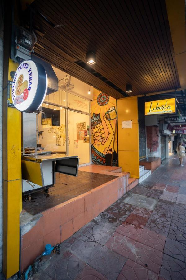 Liberta Hostel Bangkok Exterior foto